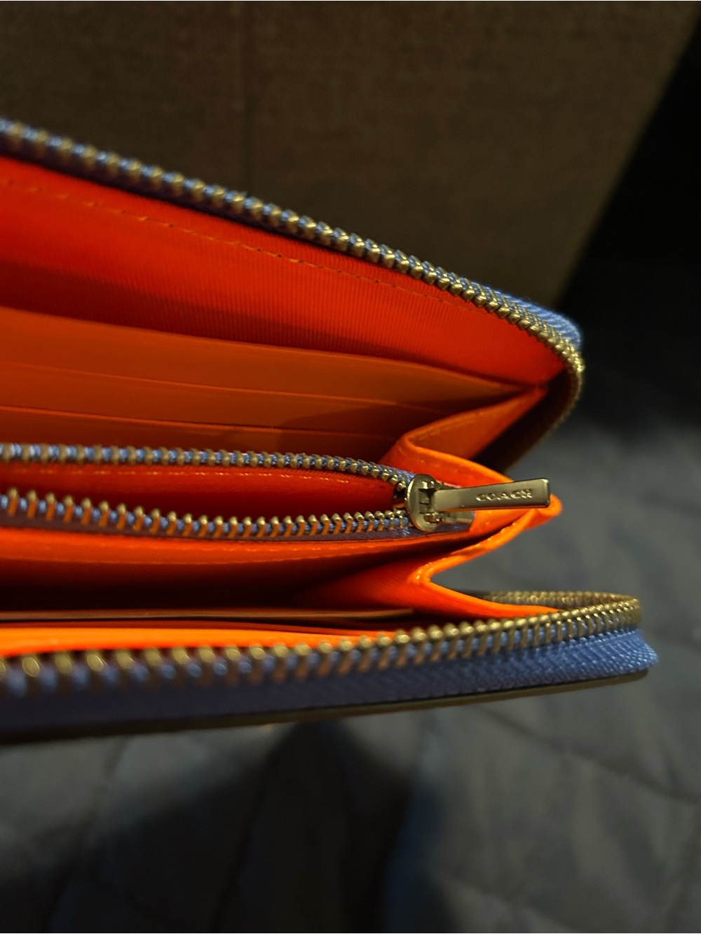 Coach Knicks zip around wallet NEW - Picture 8 of 8